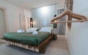 Alessandro'S Home